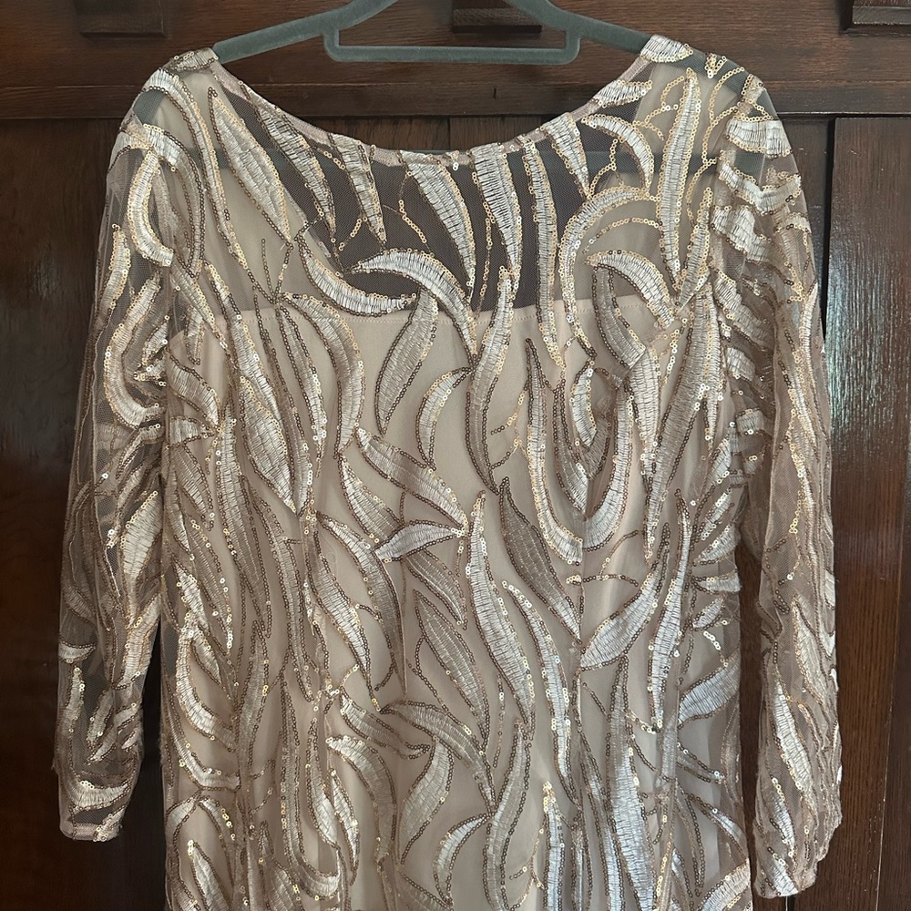 Adrianna Papell Gold Sequin 3/4 length Sleeve Dress